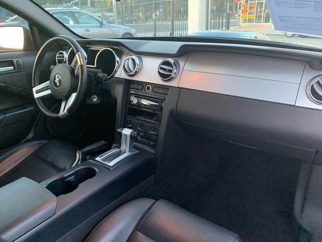 2006 Ford Mustang