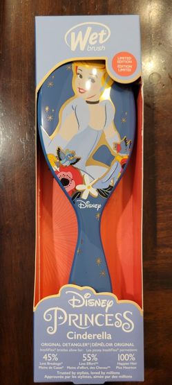 DISNEY CINDERELLA WET HAIRBRUSH