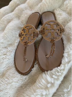 W8 Tory Burch beige bling