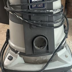 Vacuum Cleaner Delphin DP 1001