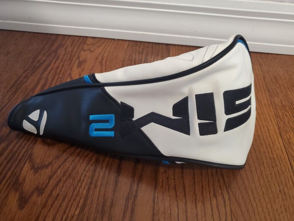 TaylorMade Golf - Sim2 Driver Head Cover - Black/White/Blue - excellent condition
