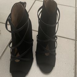 Women’s Shoes/Heels 