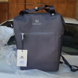 STANLEY  BACKPACK COOLER