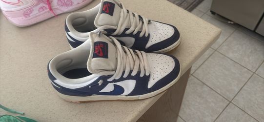 Dodger dunks