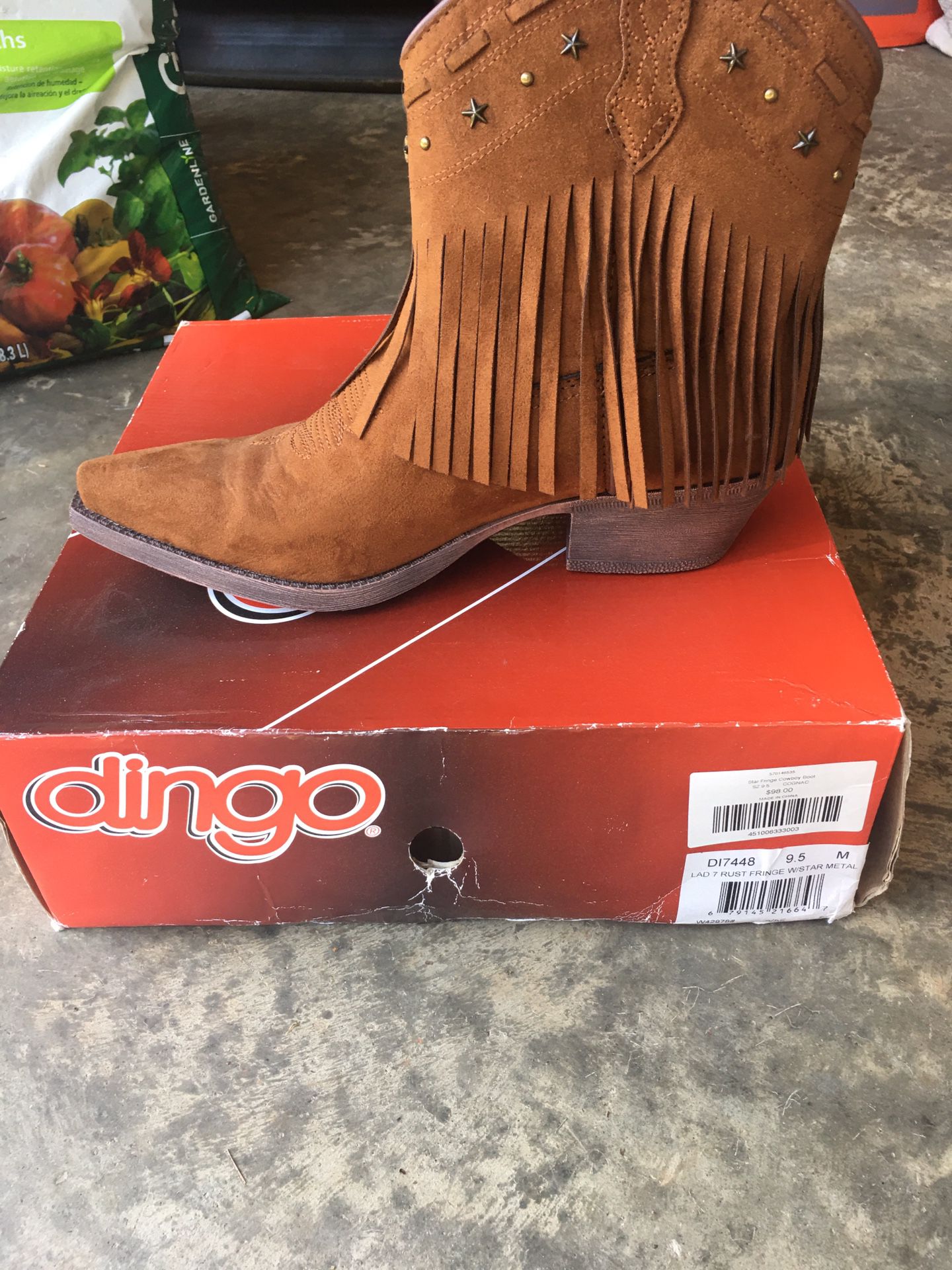 Dingo star fringe cowboy boots