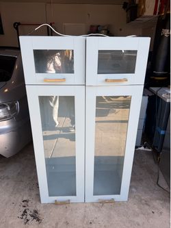 Cabinet Set