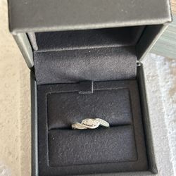 10k White Gold Promise Ring