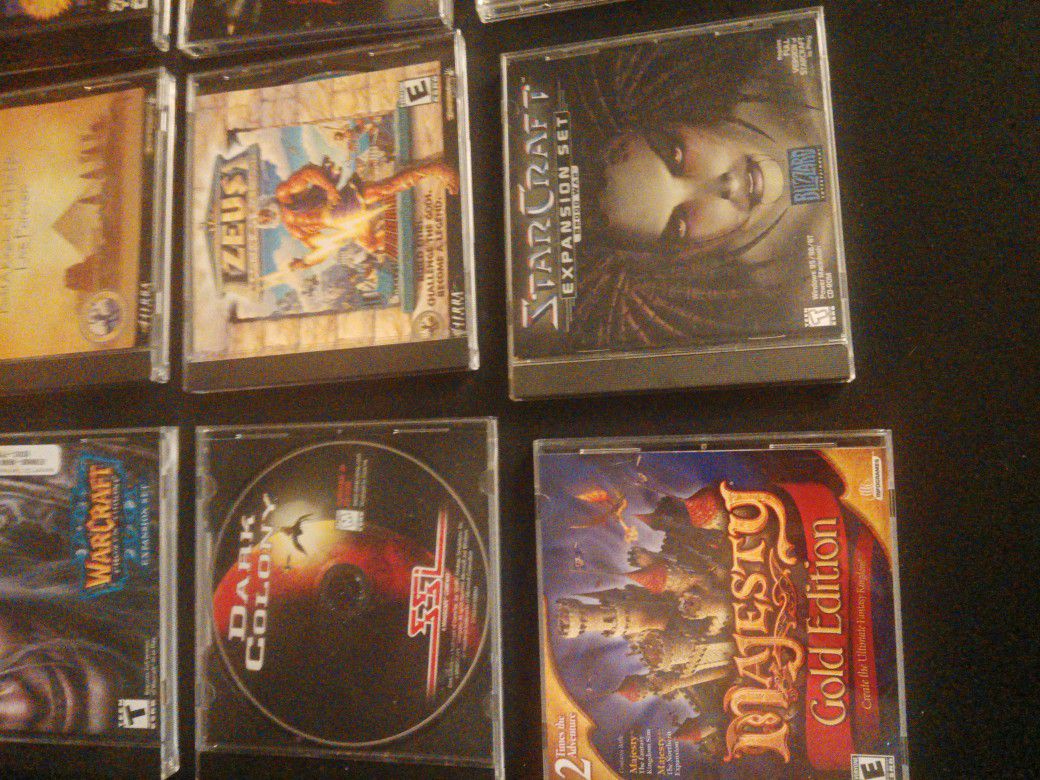 Old PC Game Collection for Sale in Hollywood, CA - OfferUp