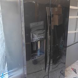 Kenmore refrigerator working conditions 