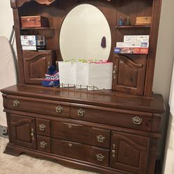 Very Heavy Dresser