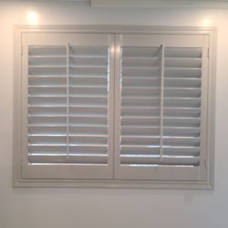 SHUTTERS/PERSIANAS 