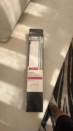 Chrome 18 inch towel bar