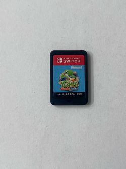Yoshi's Crafted World Nintendo Switch Game Cartridge
