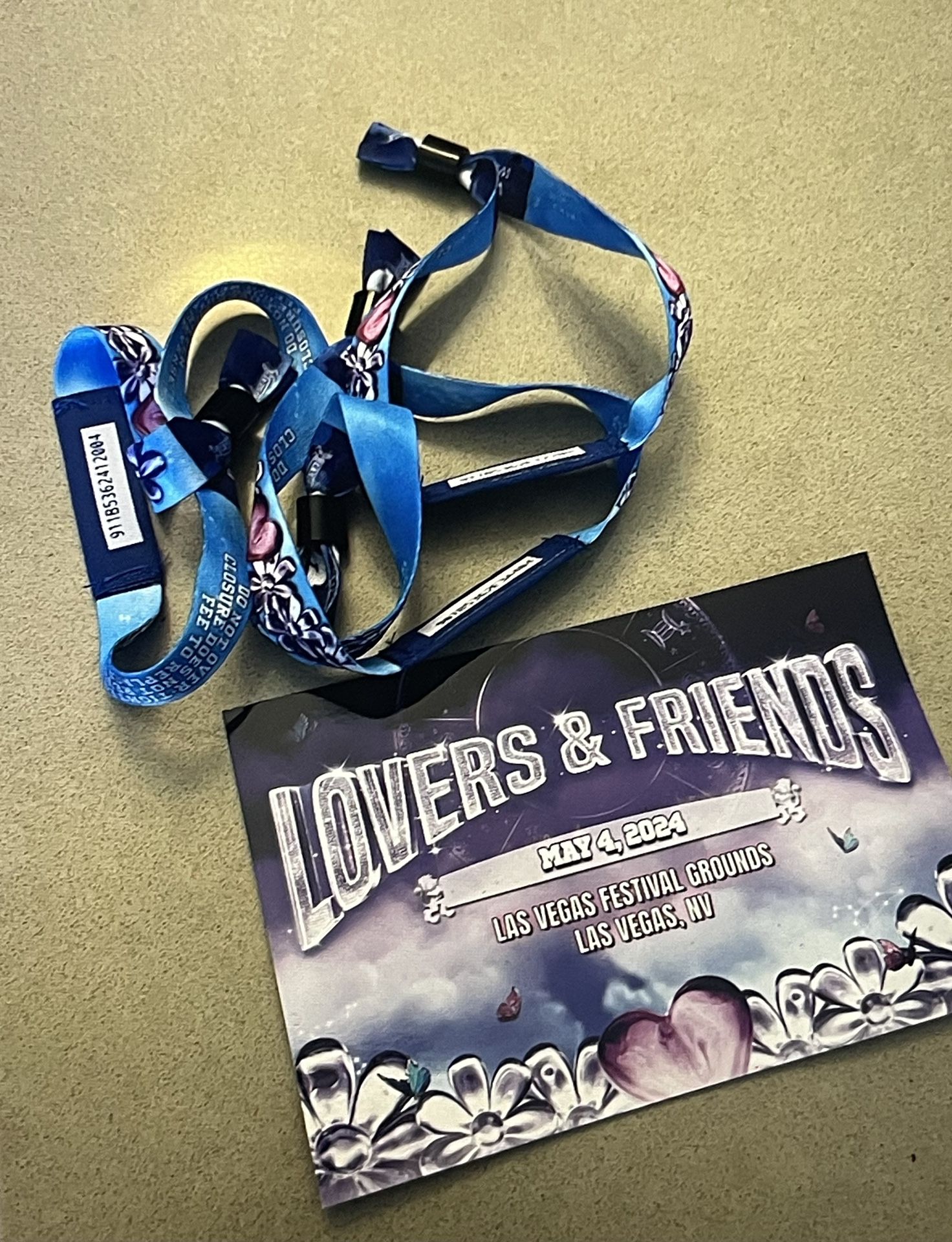 🎉🎶 Selling Lovers and Friends Festival Tickets! 🎶🎉
