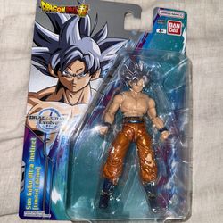 Bandai Dragon Ball Evolve Ultra Instinct Goku Limited Edition Action Figure