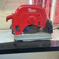 Milwaulkee Shop Saw 