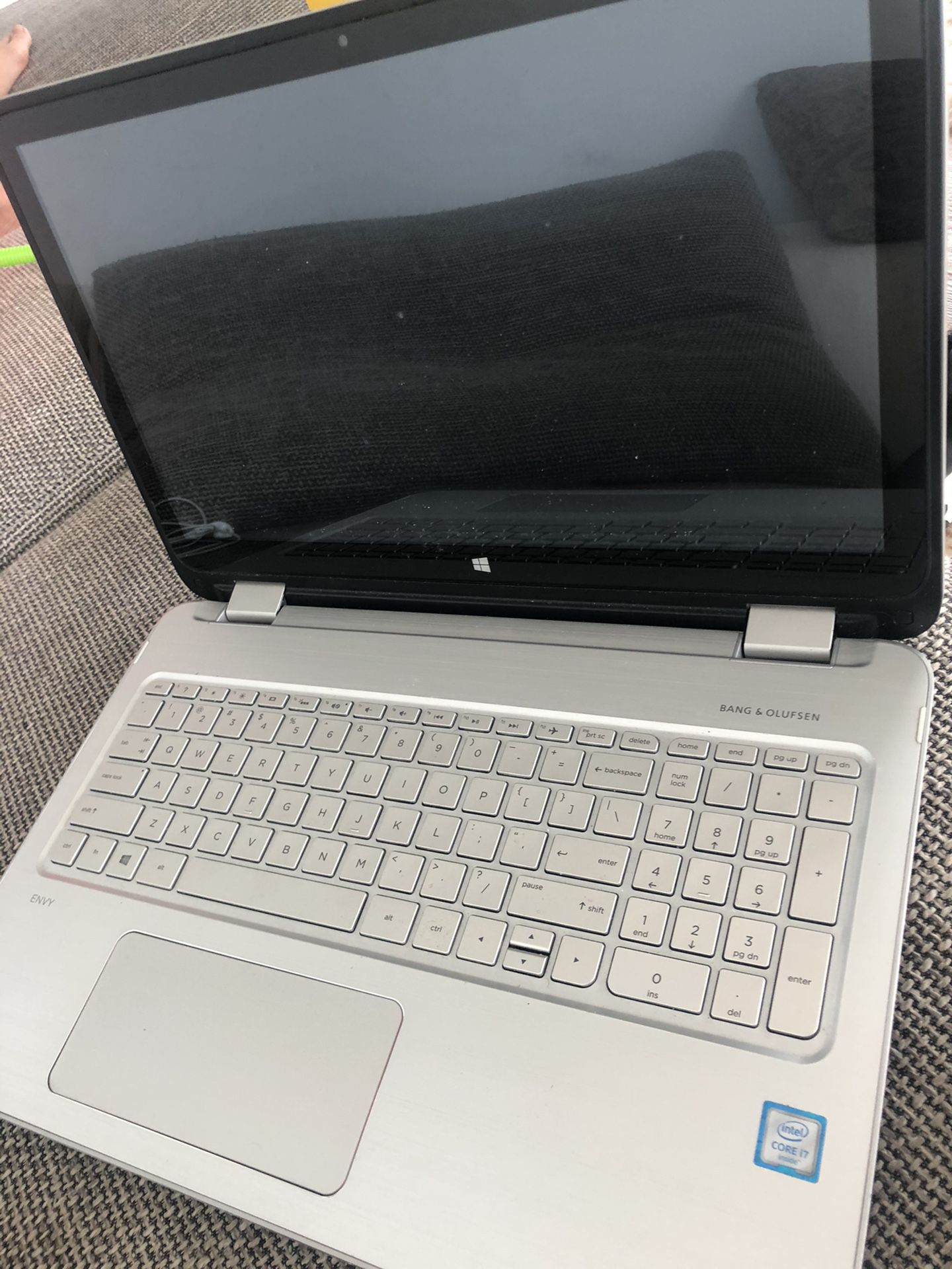 I7 HP laptop 1TB MSRP $1800+