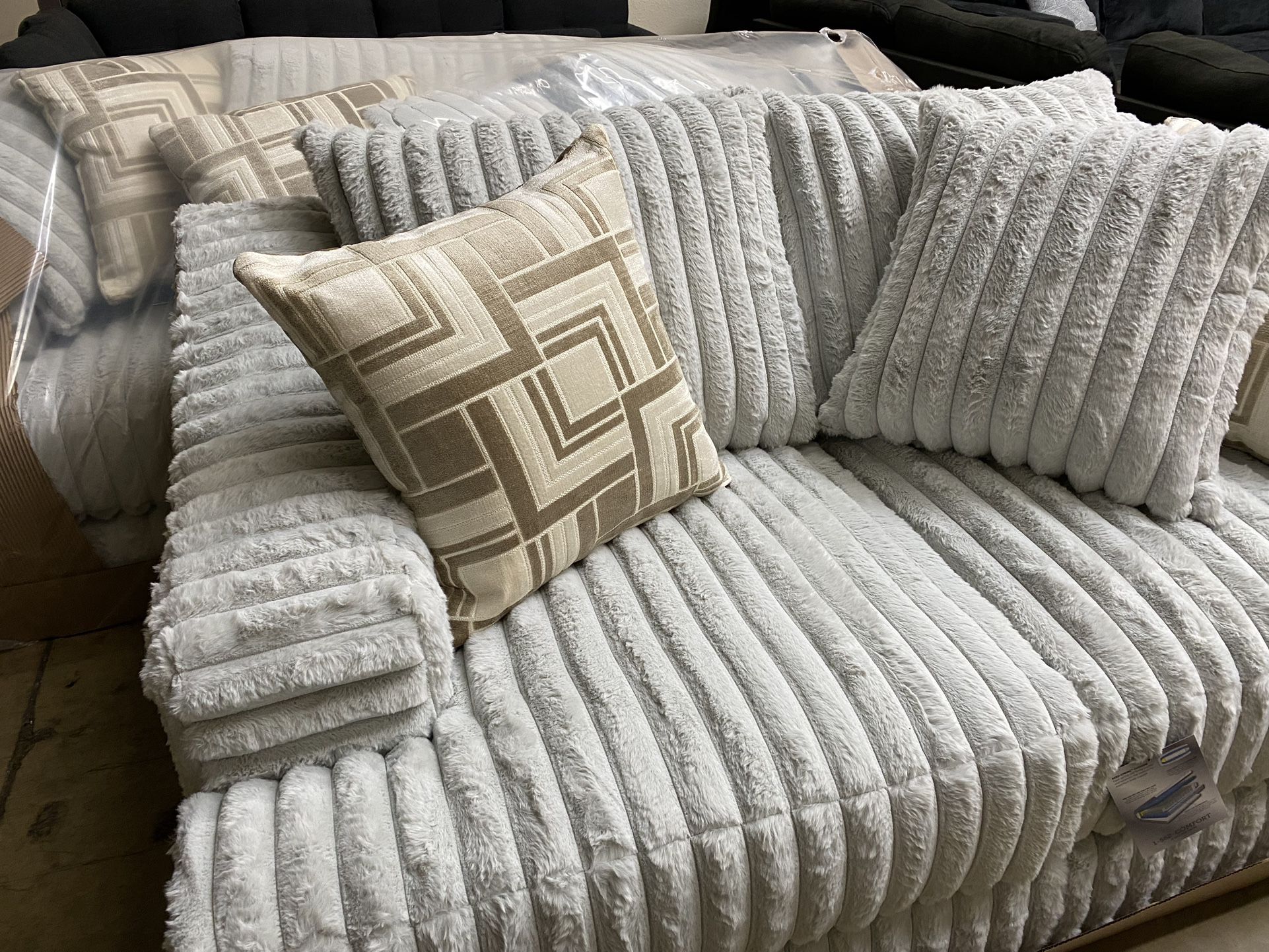 SOFA & LOVE Seat Gray Deep Seating Plush Custom Pocket Coil High Density Cushions $2500 Delivered 