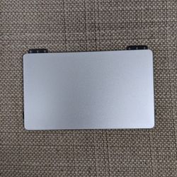 MacBook Air 2010 11" trackpad

assembly