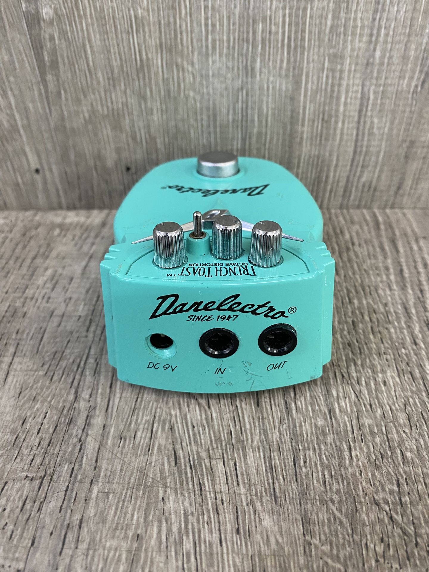 Danelectro French Toast Octave Distortion Pedal