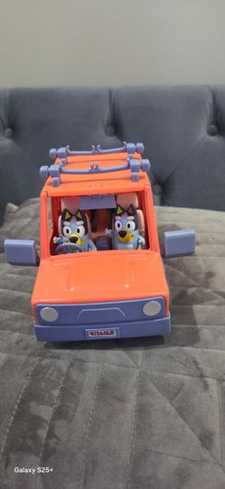 BLUEY  TRUCK  $10