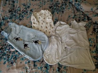 4 Baby swaddles