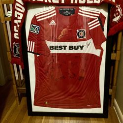 2010 Championship Chicago Fire Signed Jersey And Season Ticket Holder Knit Scarf