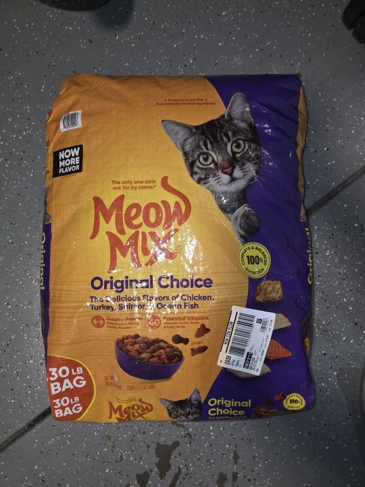 Meow MIX 30 POUNDS $30