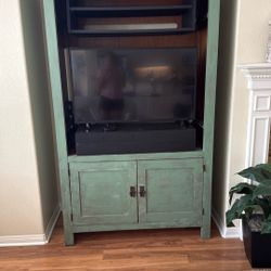 Free Media Armoire