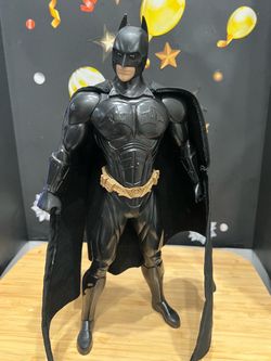 DC COMICS LARGE 14 INCH BATMAN WITH LONG CAPE - AWESOME ACTION FIGURE