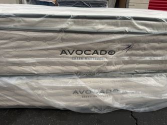 Queen Avocado Pillow Top Mattress 