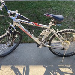 Vertical X 9000 Aluminum Body Mountain Bike 