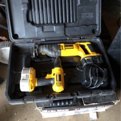 DEWALT SAWZALL AND DRILL 18v