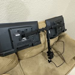 2-24 Inch Roku Westinghouse TVs With Computer Stand