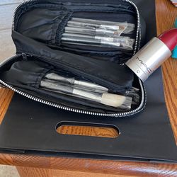 Make Up Brushes