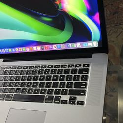 15” apple MacBook Pro Retina Quad Core I7, 16Gb Ram, 500GB Ssd $350 