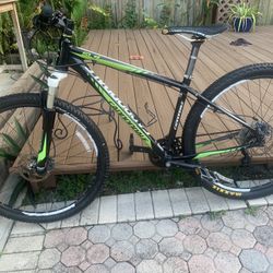 Trail Bike Cannondale 