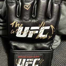 BRANDON MORENO AUTOGRAPH UFC OFFICIAL FIGHT GLOVE JSA COA