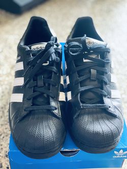Adidas Superstar Shoes (men's 6) for in Chino Hills, CA - OfferUp