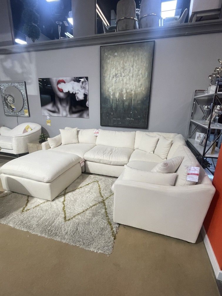 Pluma Ivory Fabric Modular Sectional / 5pc