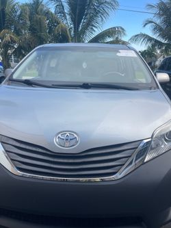 2013 Toyota Sienna