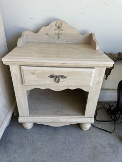 4 Piece Bedroom Set