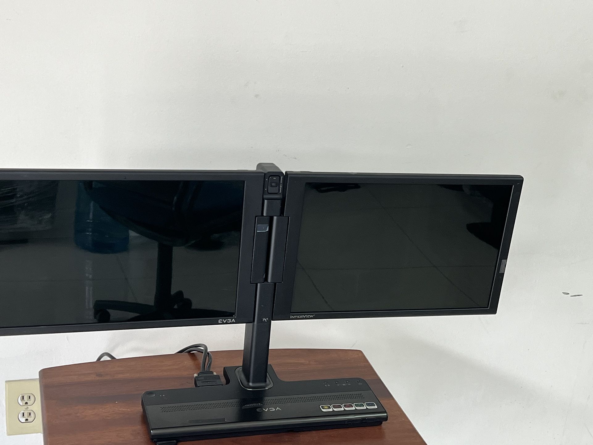 EVGA InterView 1700 17 inch Dual Monitor System $140