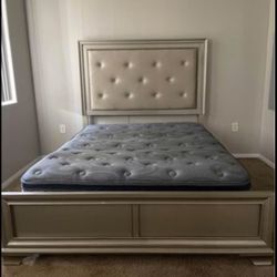 Champagne Queen Bed Frame And Chest 