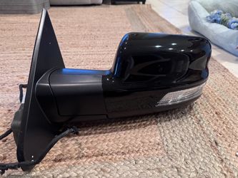OEM 2021 RAM 1500 Bighorn Power-Folding Mirrors – Pair