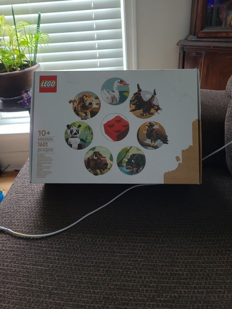 Lego Set Not Sold In Stores Only Employees Have.