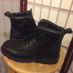 Polo boots sz 4 like new worn once