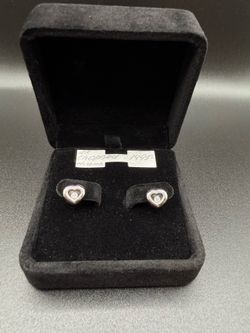 Chopard 18K white gold natural diamonds heart earrings studs