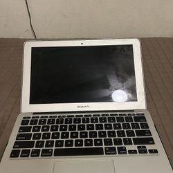 MacBook 11.6 Inch 121 GB