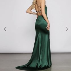 GREEN SATIN MERMAID EVENING GOWN  WINDSOR